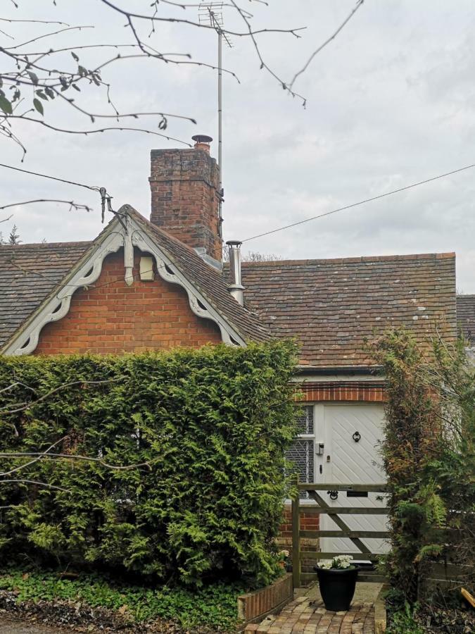 Easytoostay Paygate Cottage Brenchley エクステリア 写真